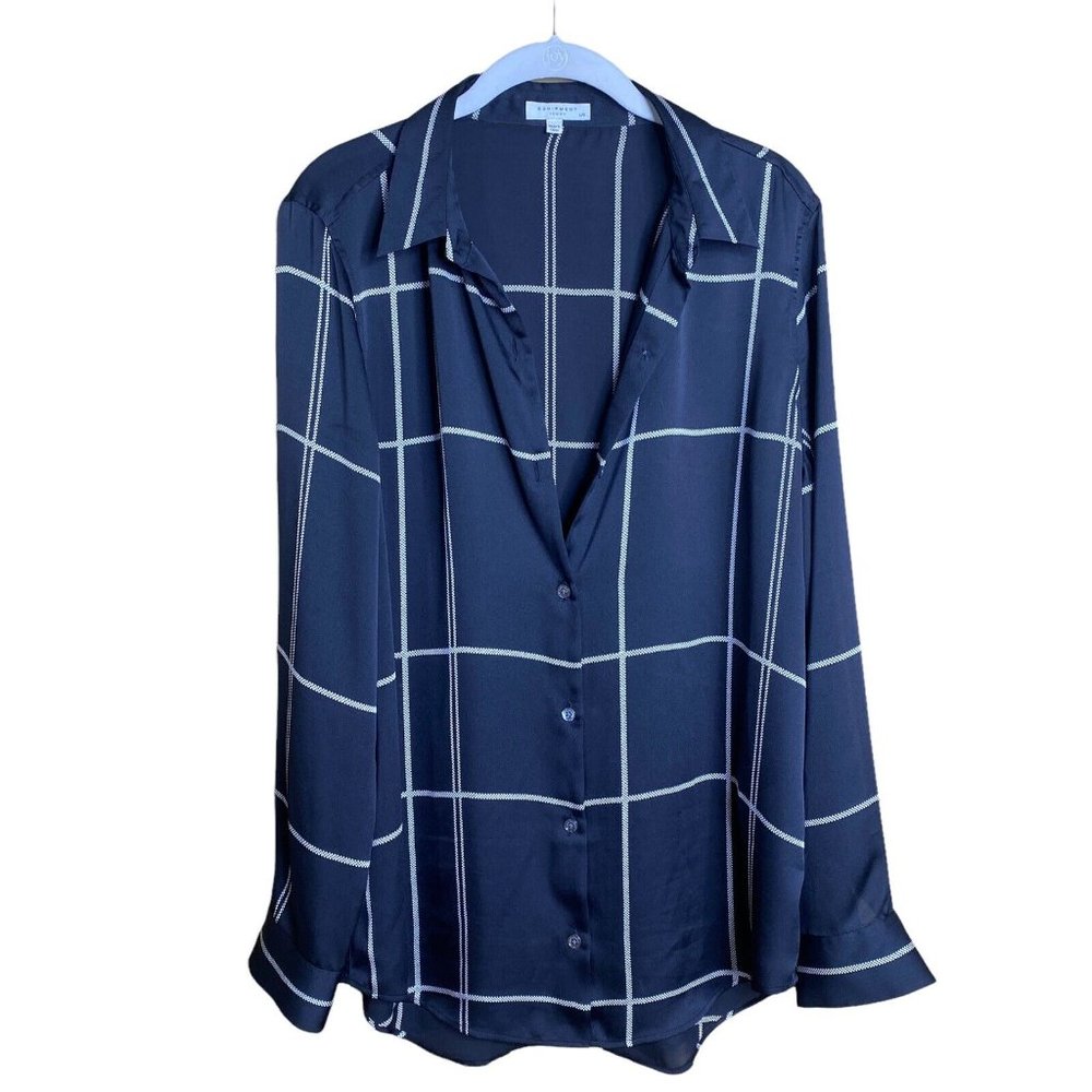 Equipment femme Black sheer light weight window pain longsleeve button up top L